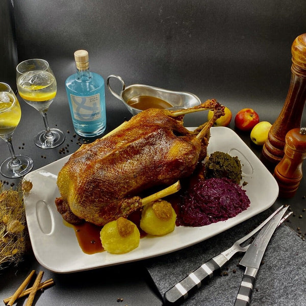 Goose with Side Dishes & DICK & STEIN Gin - To Go
